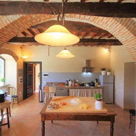 Carola Comfortable Отель Borgo alla Collina